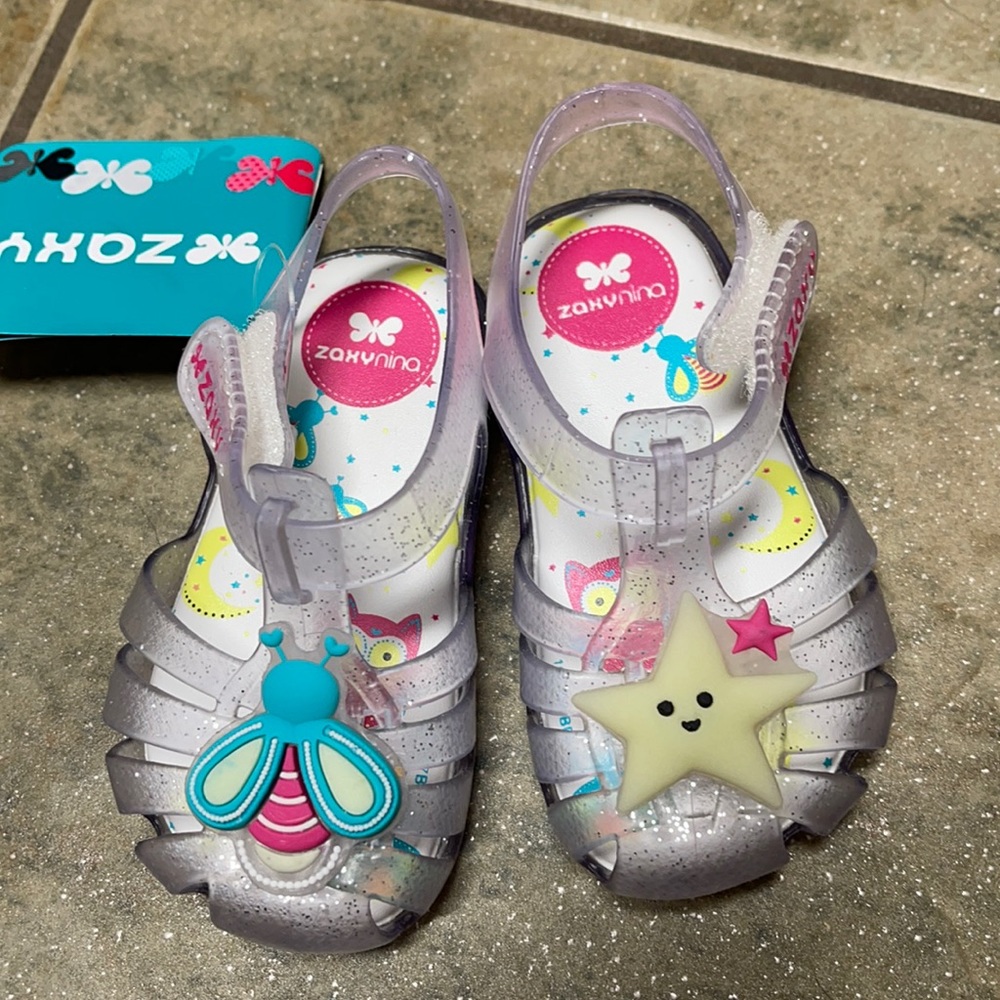 Zach glow in the dark sandals size 6